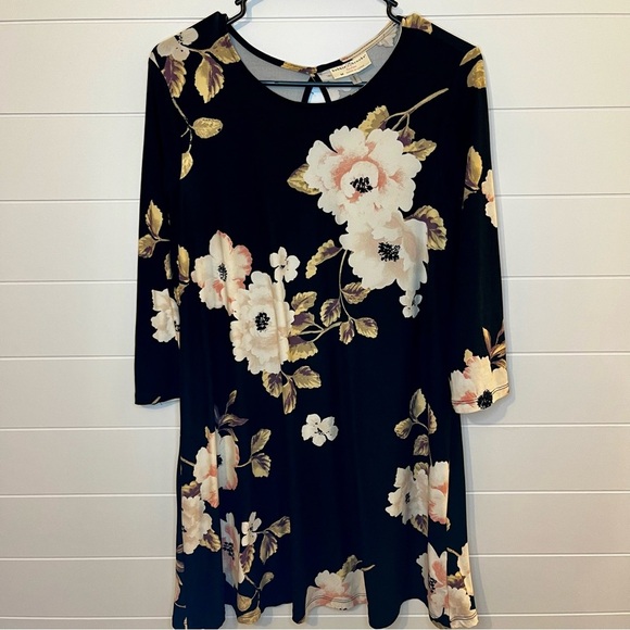 Bobbie Brooks Dresses & Skirts - Bobbie Brooks Black Dress with Floral Accents Size M Classic Soft Boho Feminine